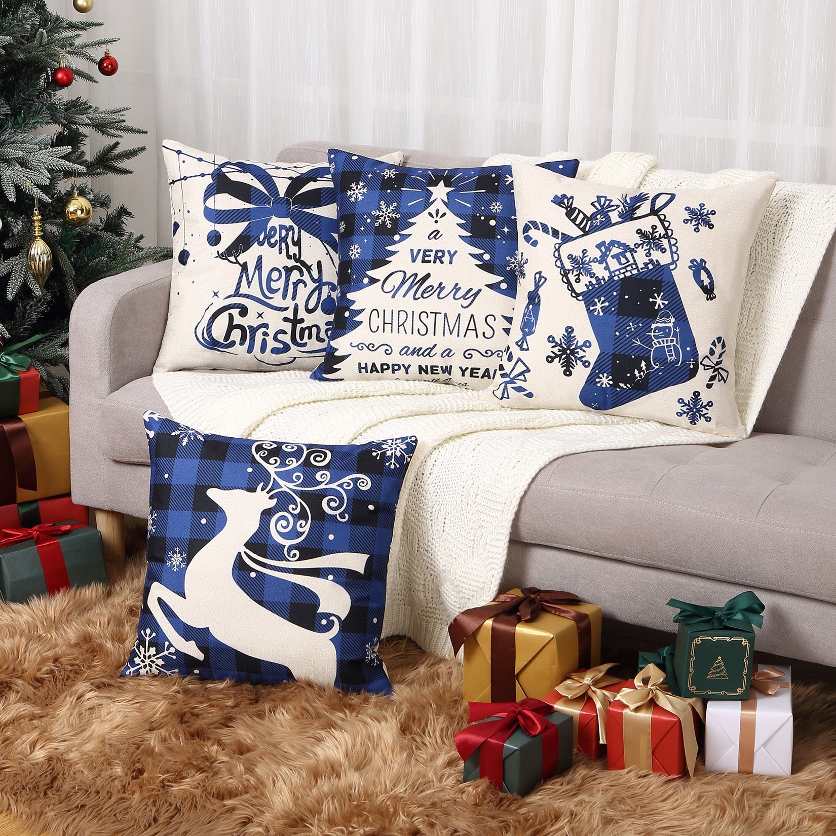 Housses de coussin de Noël Garvee 45 x 45 cm, motif cerf et clochette, polyester, fermeture éclair invisible, ensemble de 4 pièces, décoration pour salon et chambre
