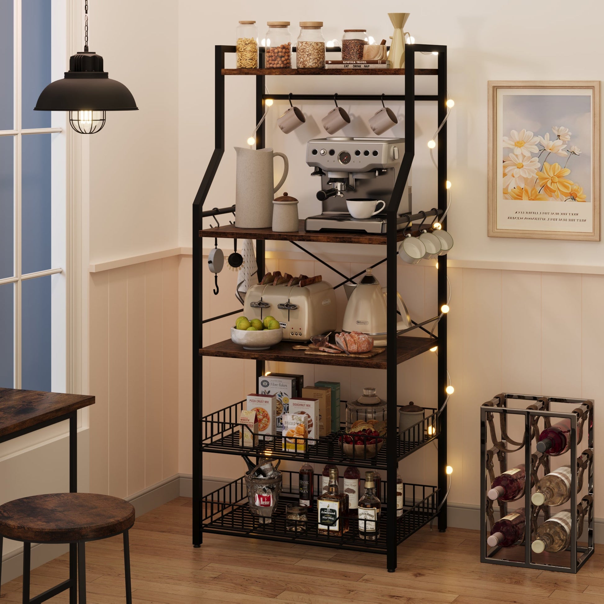 Étagère de cuisine Garvee sur pied avec 2 grands paniers métalliques, 5 niveaux, robuste et durable, idéale pour le rangement en cuisine ou dans un coin café, en MDF et acier.