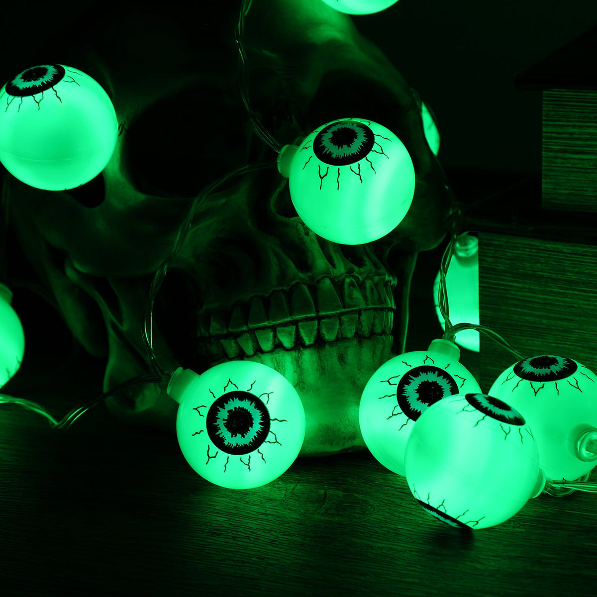 Guirlande lumineuse Garvee Halloween en forme d'yeux verts, 5 m, 30 LED, à piles, étanche, avec télécommande, pour fêtes intérieures et extérieures
