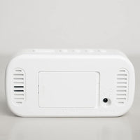 Garvee Réveil LED numérique grand écran avec double alarme, luminosité réglable, recharge USB, pour mur ou table, blanc