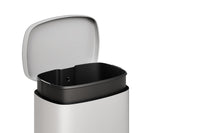 Ensemble poubelle Garvee 13,2 + 2,6 gallons en acier inoxydable avec couvercle, mécanisme à pédale, métal, blanc, pour la cuisine et la salle de bain, compact