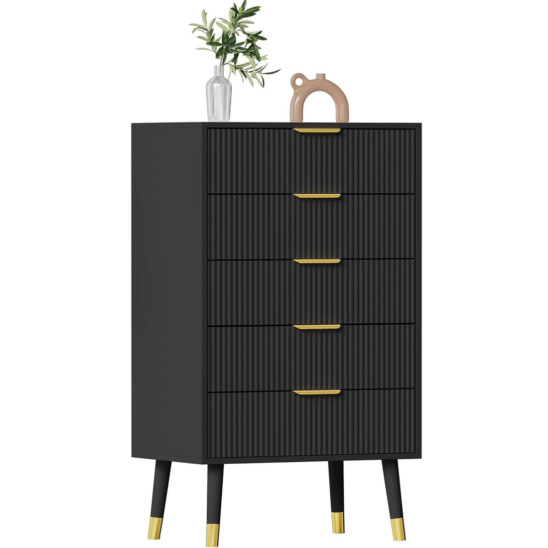 Commode moderne Garvee à 5 tiroirs avec pieds en métal et poignées dorées, idéale pour la chambre et le salon. Fabriquée en MDF, elle est imperméable, résistante aux rayures, stable et dotée d'une protection anti-basculement.
