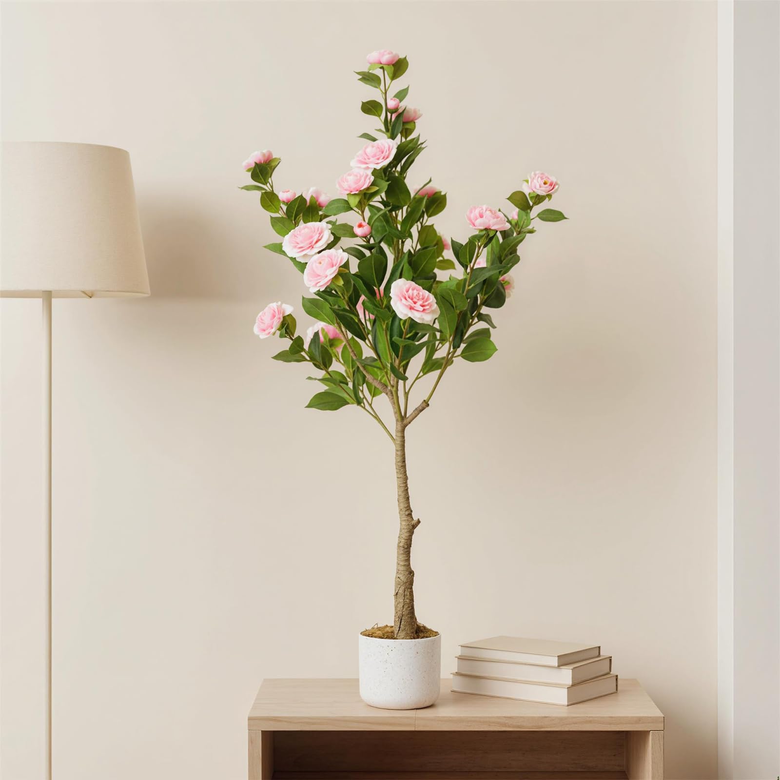 Lot de 2 camélias artificiels Garvee de 1,20 m avec pot blanc, pour l'intérieur et les espaces extérieurs couverts, réalistes et faciles d'entretien.