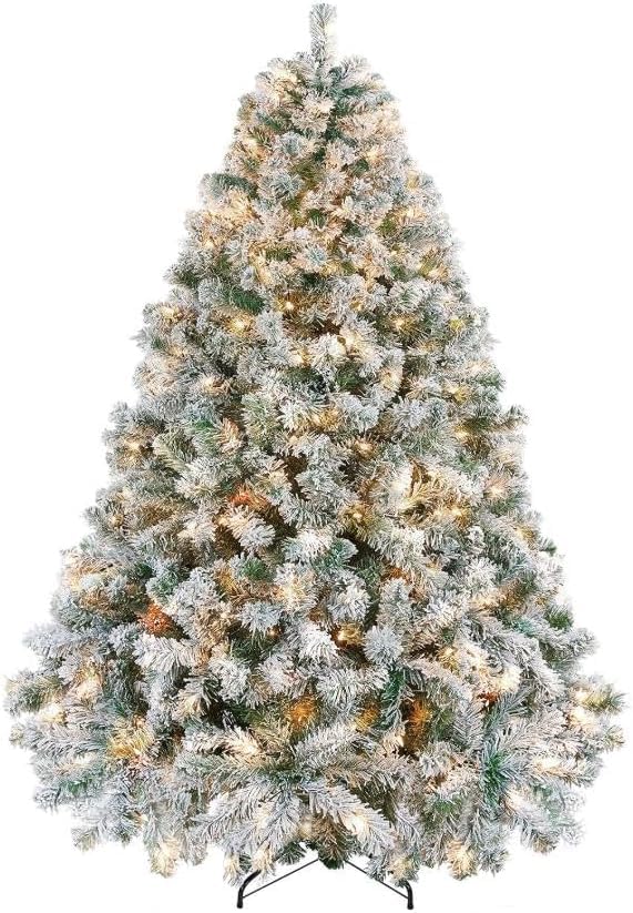 Sapin de Noël artificiel Garvee 274 cm – Finition givrée haut de gamme, éclairage LED blanc chaud, base en métal pour salles et événements