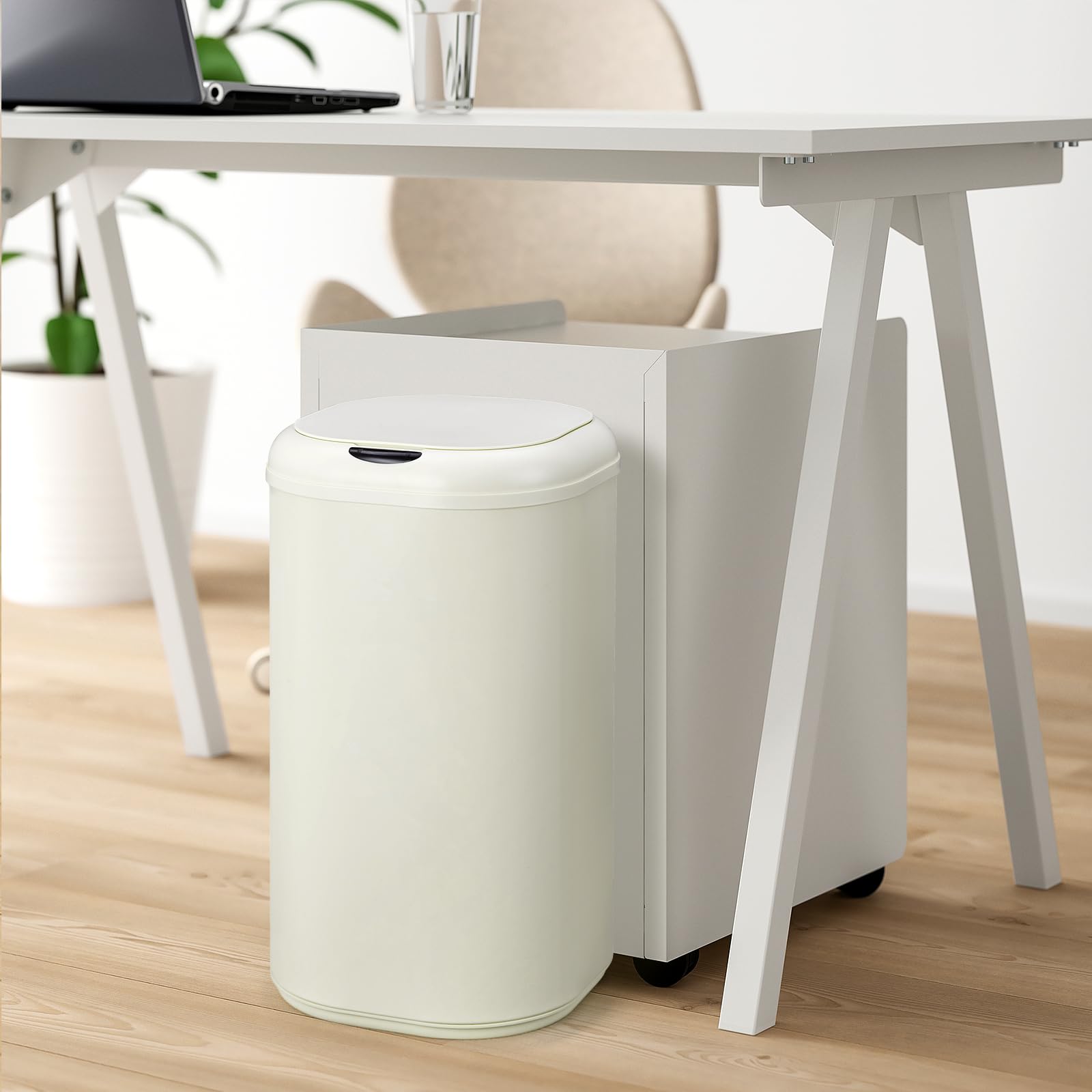 Poubelle automatique Garvee de 30 litres avec capteur sans contact, en acier inoxydable, pour la cuisine et le bureau, ronde et silencieuse.