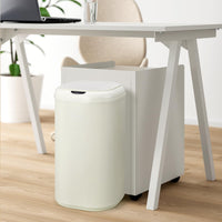 Poubelle automatique Garvee de 30 litres avec capteur sans contact, en acier inoxydable, pour la cuisine et le bureau, ronde et silencieuse.