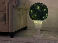 Boules de buis artificiel Garvee de 40 cm (16 pouces), résistantes aux UV et imperméables, avec pot robuste, pour jardin et entrée, vertes, lot de 2