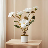 Ensemble de 2 magnolias artificiels Garvee de 61 cm (24 pouces) avec pot blanc, idéal pour la maison et le bureau. Facile d'entretien, stable et réaliste.