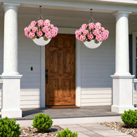 Garvee Lot de 2 géraniums artificiels avec 12 fleurs roses, résistants aux intempéries, panier blanc, à suspendre pour la décoration du jardin et de la terrasse