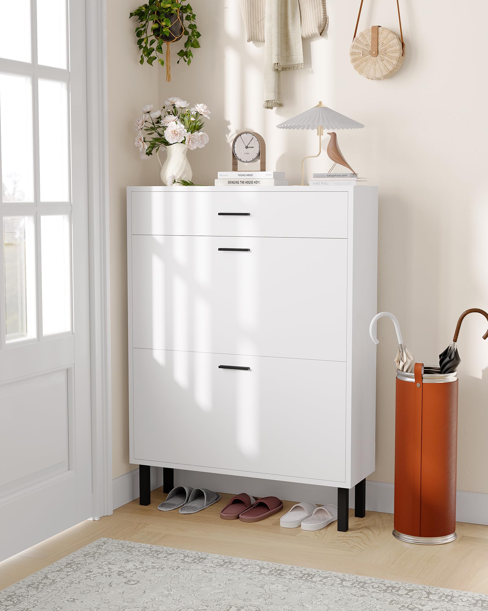Garvee meuble à chaussures étroit avec 3 tiroirs et étagères réglables, idéal pour l'entrée et le salon. En MDF, stable et moderne, coloris naturel