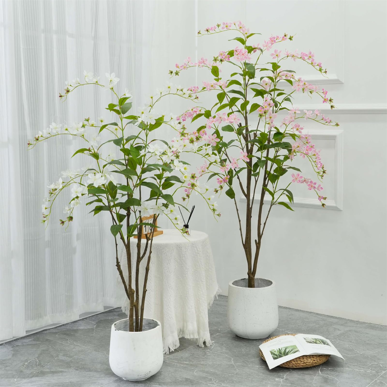 Jasmin artificiel Garvee de 1,5 m, feuillage pleureur, aspect soie blanc réaliste, avec pot, idéal pour le salon ou le bureau.