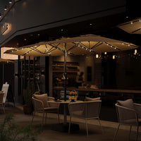 Garvee Parasol de Jardin 270 × 450 cm avec LED et Recharge Solaire, Protection UV, Toile Polyester Imperméable, Cadre en Fer Antirouille, Inclinaison Réglable