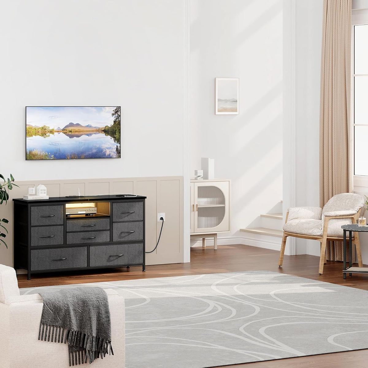 Garvee commode à 8 tiroirs, structure en métal, éclairage LED, 3 prises électriques, 2 ports USB, idéale pour la chambre et le salon, 121 × 37 × 76 cm, gris
