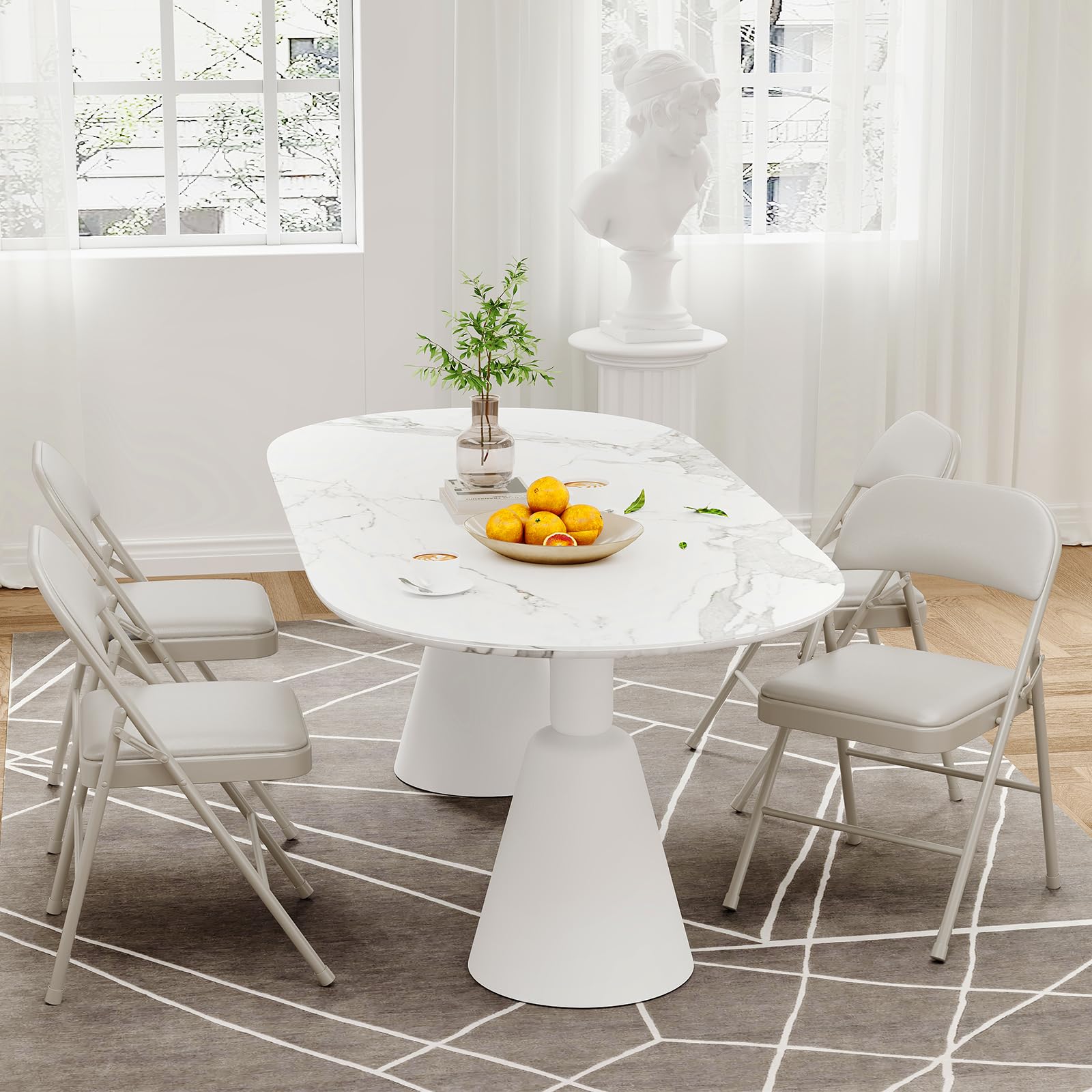 Ensemble de 4 chaises pliantes Garvee avec coussins, revêtement en similicuir beige, pour une utilisation intérieure et extérieure, légères et pliables, supportent jusqu'à 159 kg (350 lb).