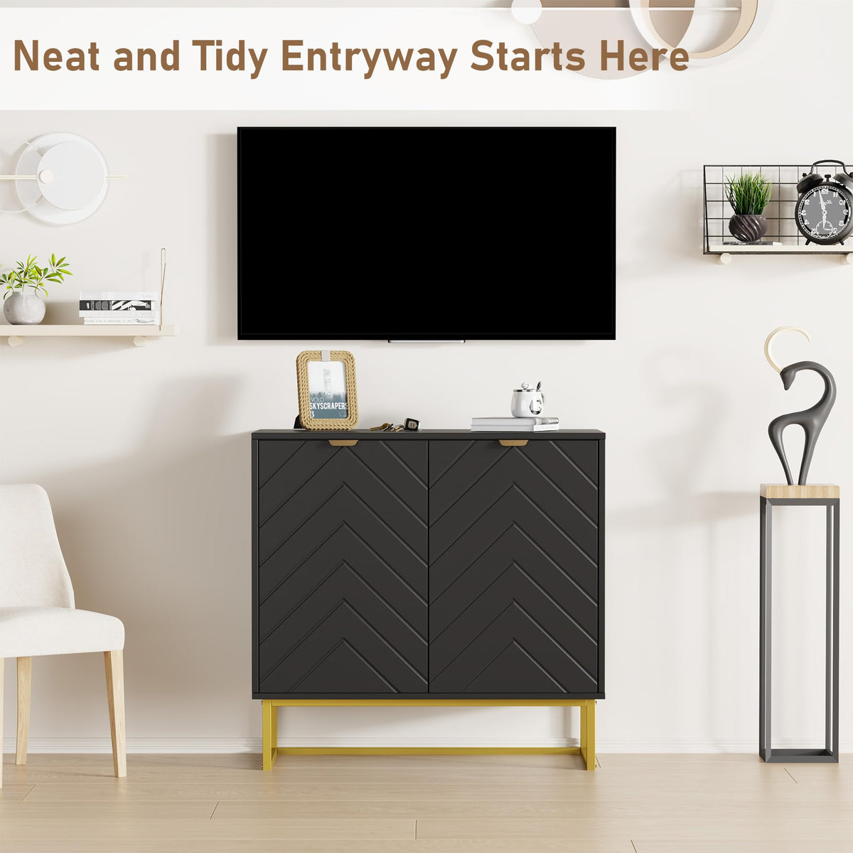 Buffet moderne Garvee 80 cm avec rangement, motif à chevrons, bois et métal, poignées dorées, idéal pour la salle à manger et l'entrée.
