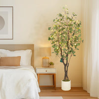 Eucalyptus artificiel Garvee de 1,5 m avec 50 lumières LED, pot en plastique, branches ajustables, facile d'entretien, idéal pour le salon et le bureau, blanc