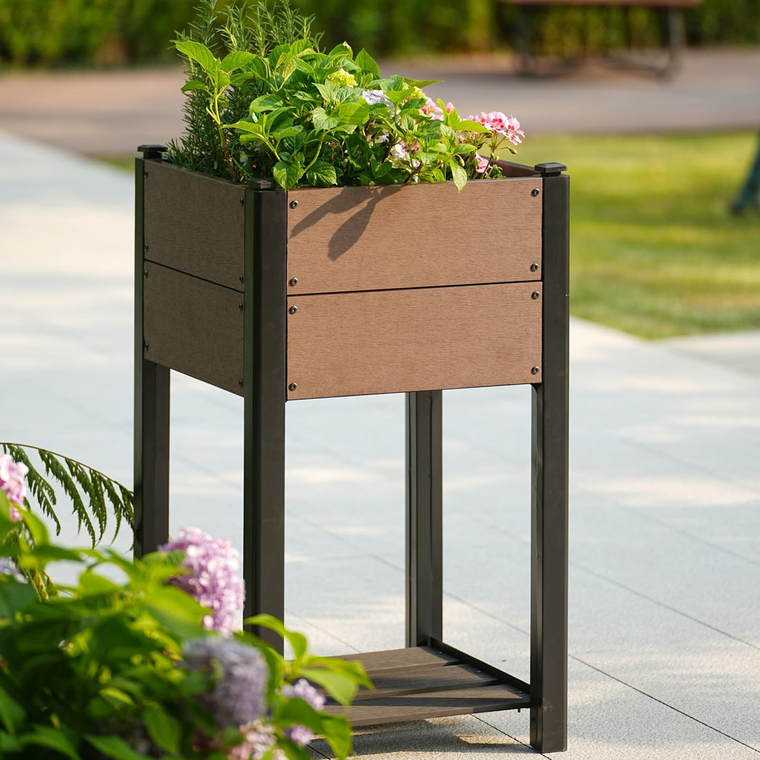 Jardinière surélevée Garvee en PEHD avec étagère pour balcon et jardin, résistante aux intempéries et à la rouille, poteaux en aluminium, noire, différentes tailles