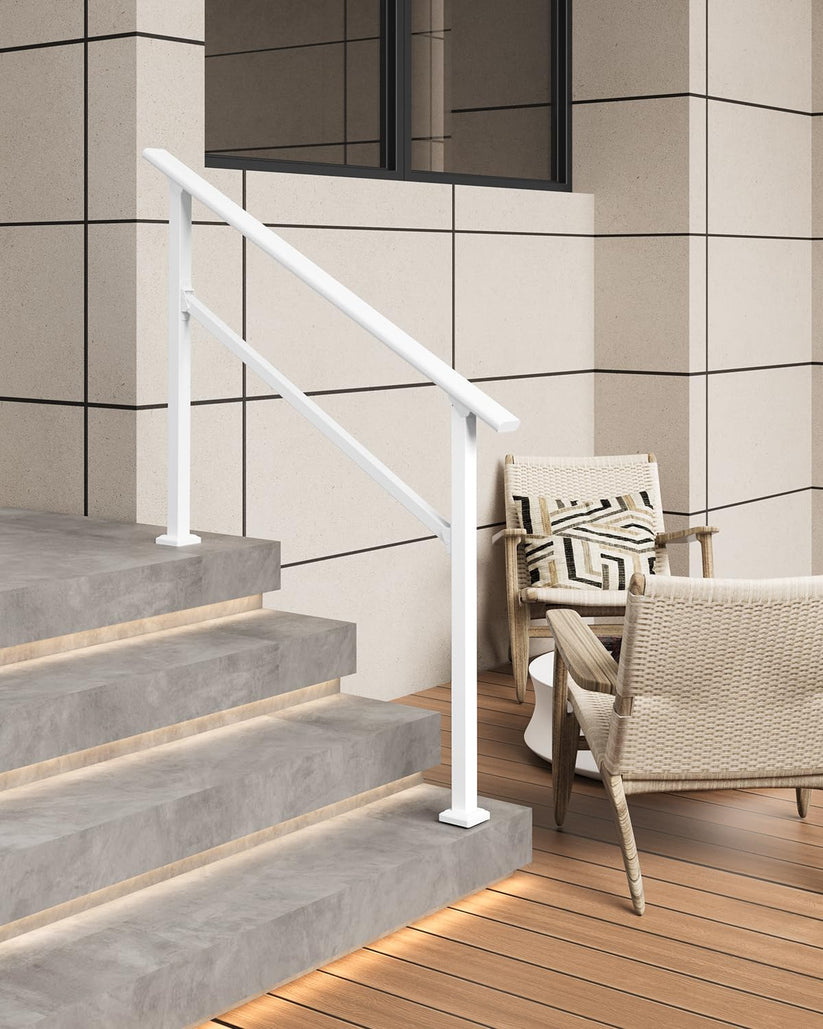 Main courante robuste pour sécuriser les escaliers extérieurs