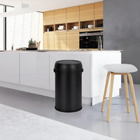 Poubelle Garvee 65 L (17 gal) en acier inoxydable noir avec couvercle basculant pour restaurants et bureaux