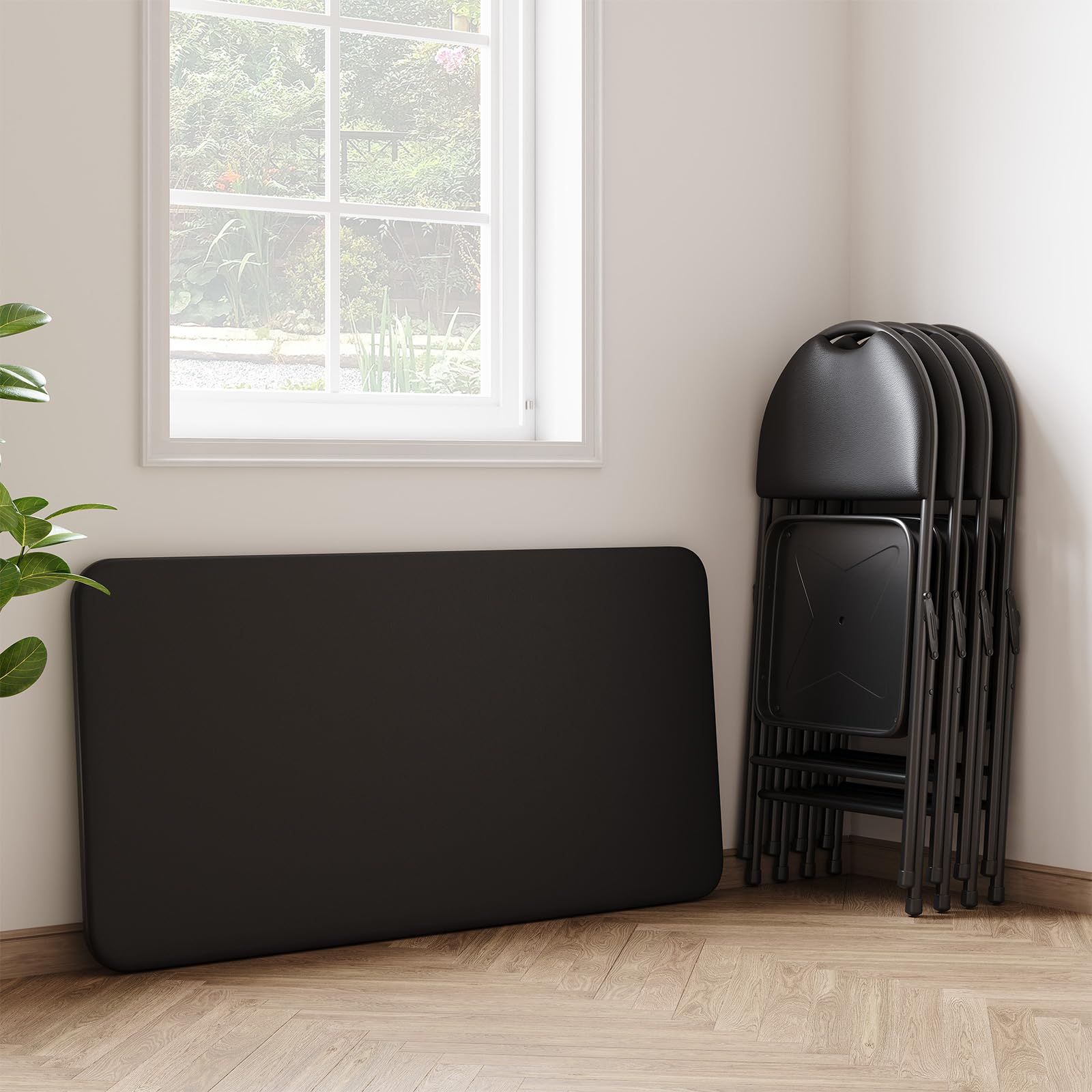 Table pliante Garvee à 4 pieds avec pieds en métal, plateau en cuir PU, robuste pour une utilisation intérieure et extérieure, noire, gain de place