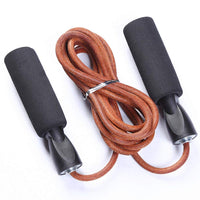 Corde à sauter professionnelle en cuir Garvee pour le fitness et l'entraînement, poignée ergonomique antidérapante, haute durabilité, marron, pour la salle de sport et les activités de plein air.