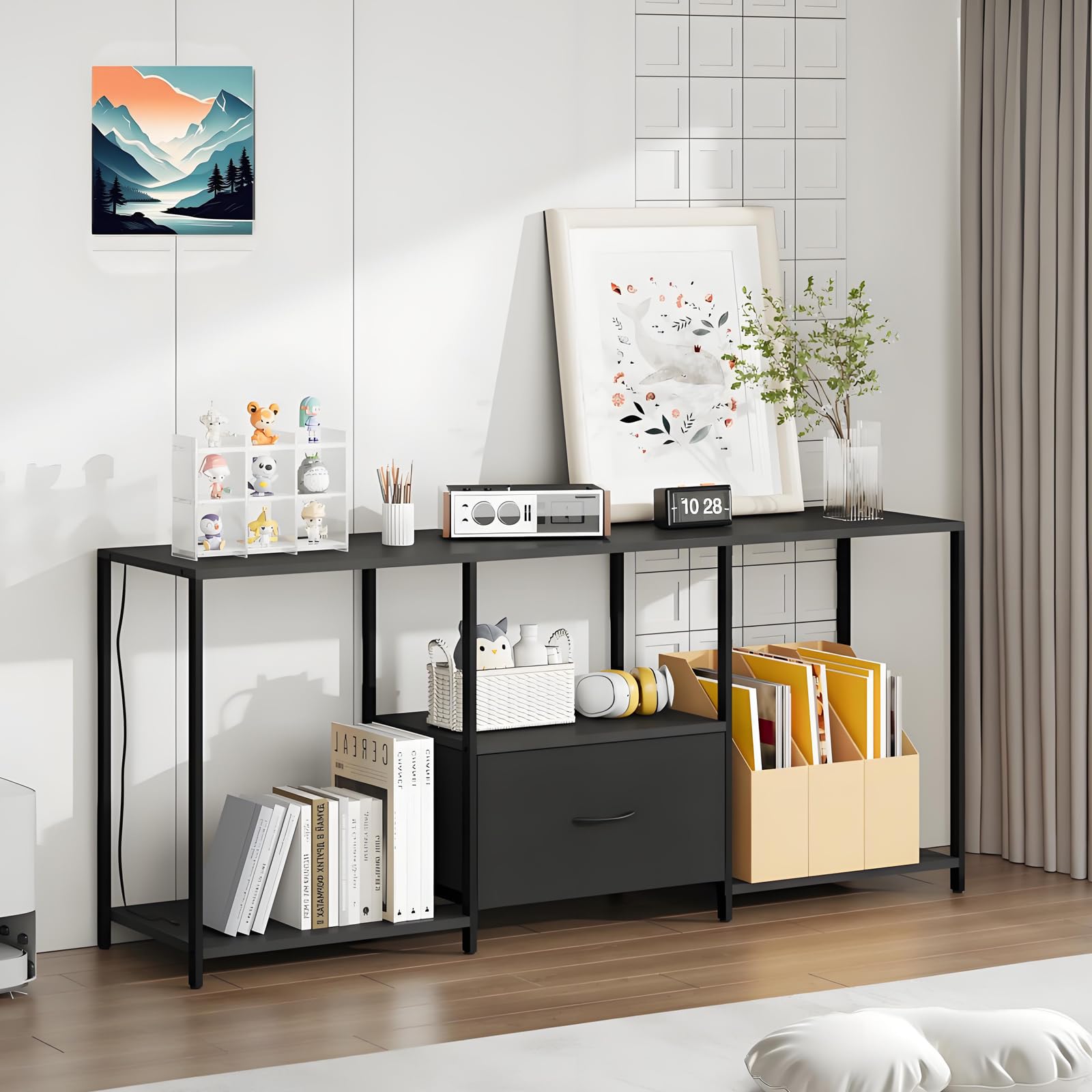 Meuble TV Garvee 55 pouces avec éclairage LED, étagère ouverte, tiroir en tissu, meuble multimédia noir pour salon et chambre