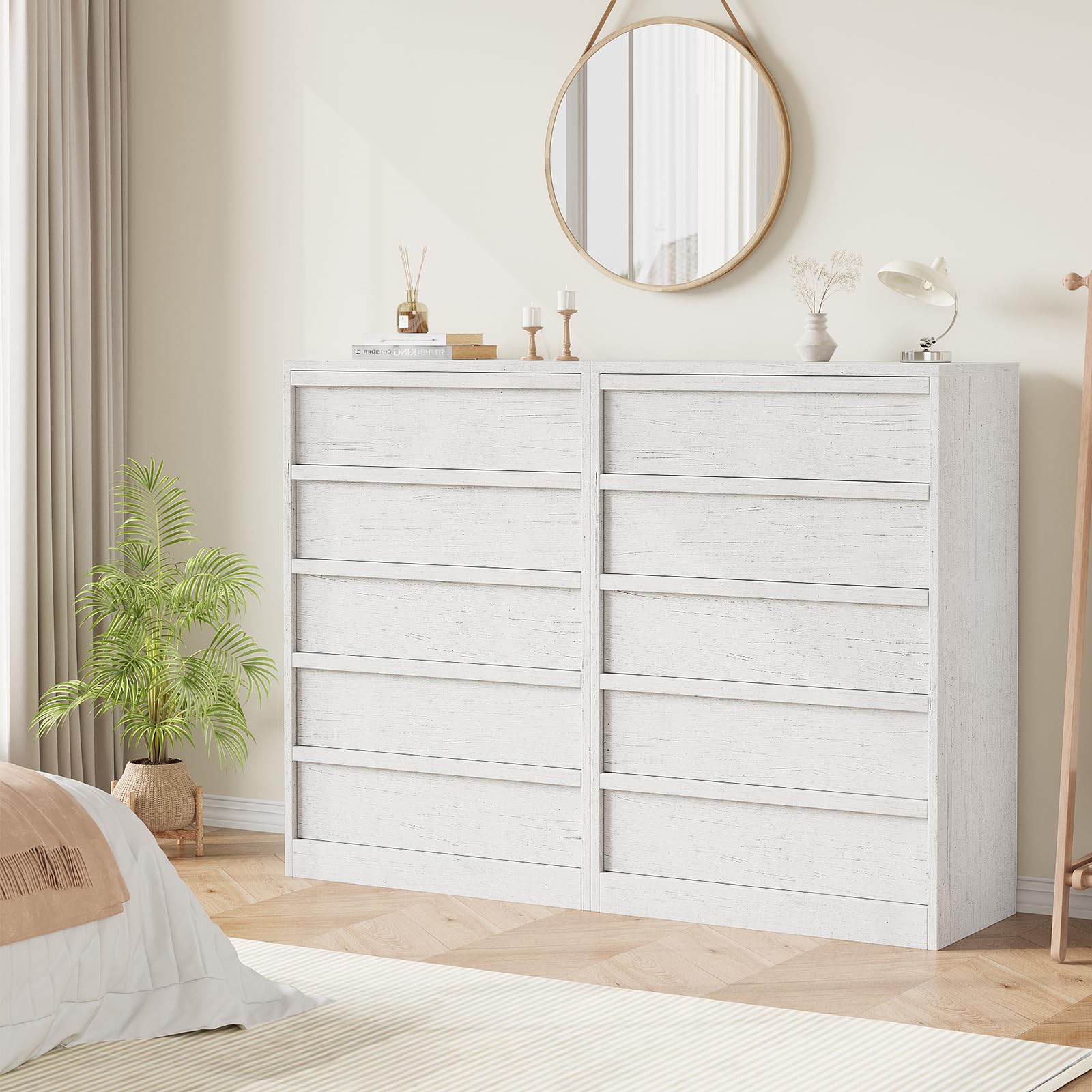 Commode Garvee à 5 tiroirs pour chambre à coucher, grand espace de rangement, design moderne, bois, robuste, blanc antique, polyvalente, convient au salon et à la chambre d'enfant.