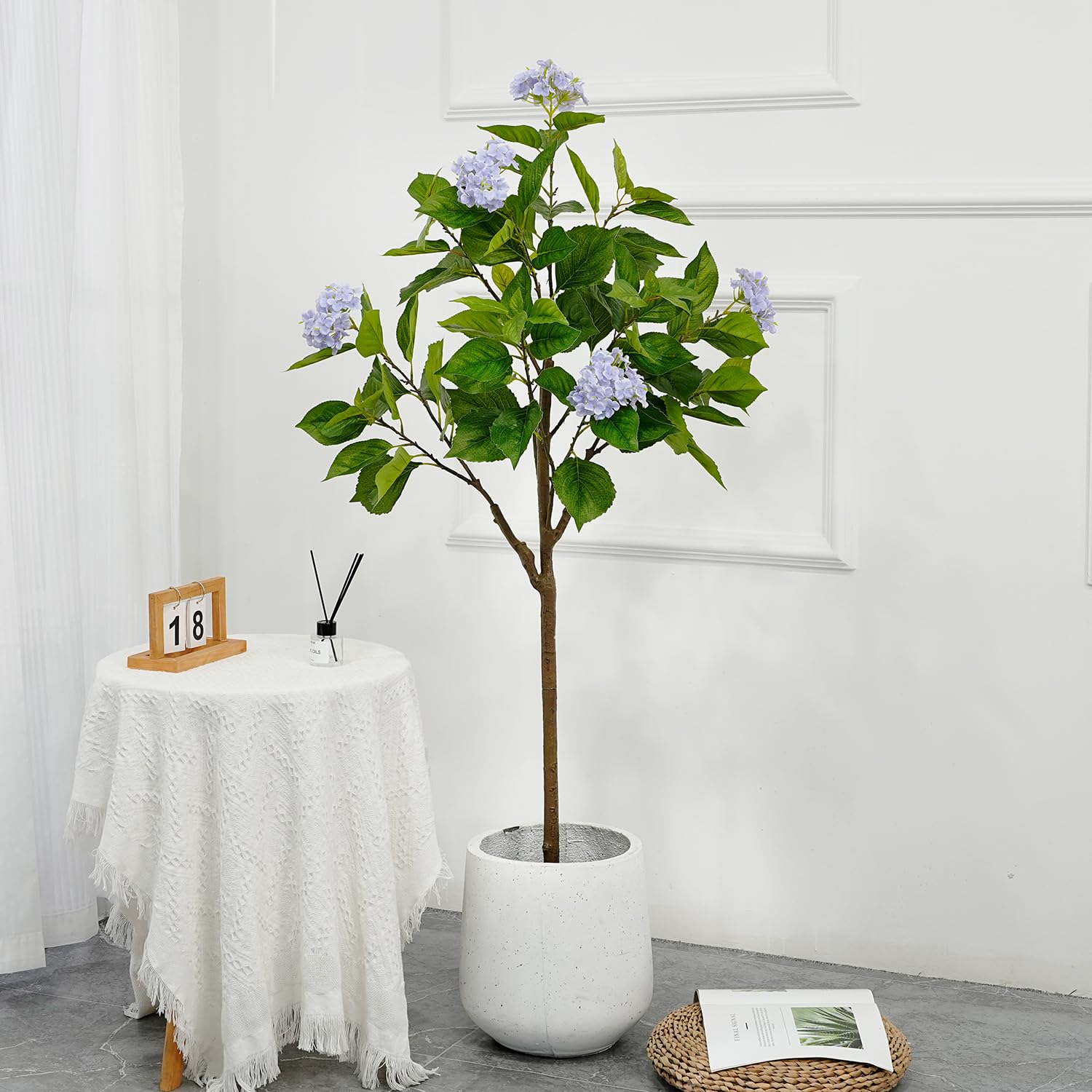 Hortensia artificiel Garvee de 120 cm avec pot moderne pour la décoration intérieure du salon ou du bureau. Réaliste, facile d'entretien, en plastique vert.