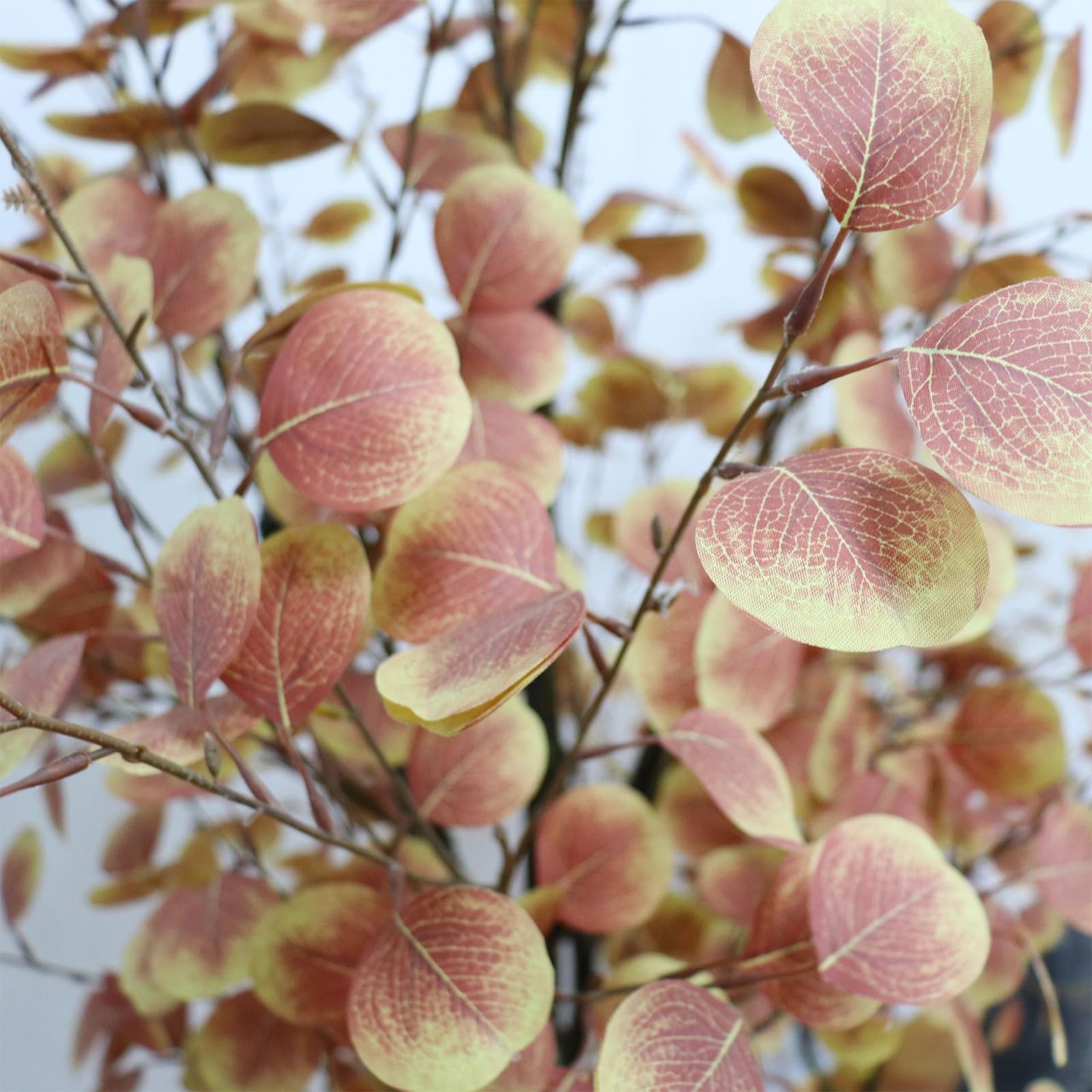 Eucalyptus artificiel Garvee de 120 cm avec pot en plastique pour décoration intérieure et extérieure, entretien facile, feuilles en soie, feuillage d'automne réaliste
