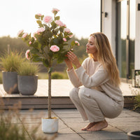 Lot de 2 camélias artificiels Garvee de 1,10 m (3,6 pi) avec fleurs réalistes, pour l'intérieur et les espaces extérieurs couverts, pot robuste, entretien facile, vert et blanc
