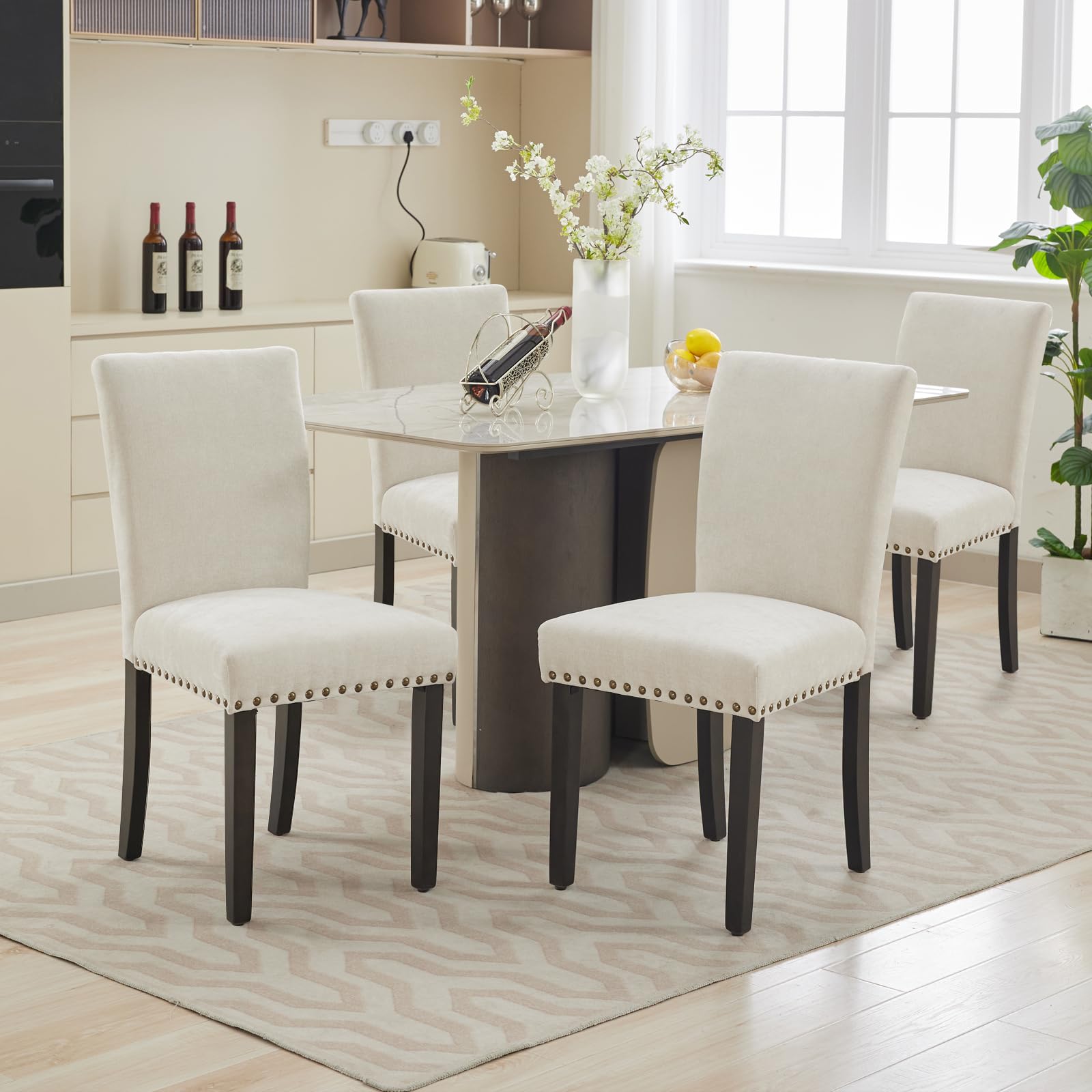 Ensemble de 2 chaises de salle à manger rembourrées Garvee, style moderne, garniture cloutée, tissu, ergonomiques, pieds en bois, beige, pour la cuisine et la salle à manger