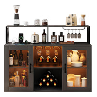 Meuble bar à vin Garvee avec casier à bouteilles, éclairage LED RGB, station de recharge, étagères réglables, bois, sur pied pour cuisine et salon