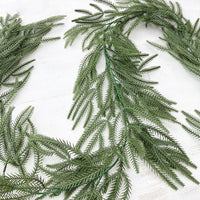 Décoration de Noël en pin GARVEE, 200 cm, vert réaliste, en PVC durable, pour la maison, les mariages et Noël