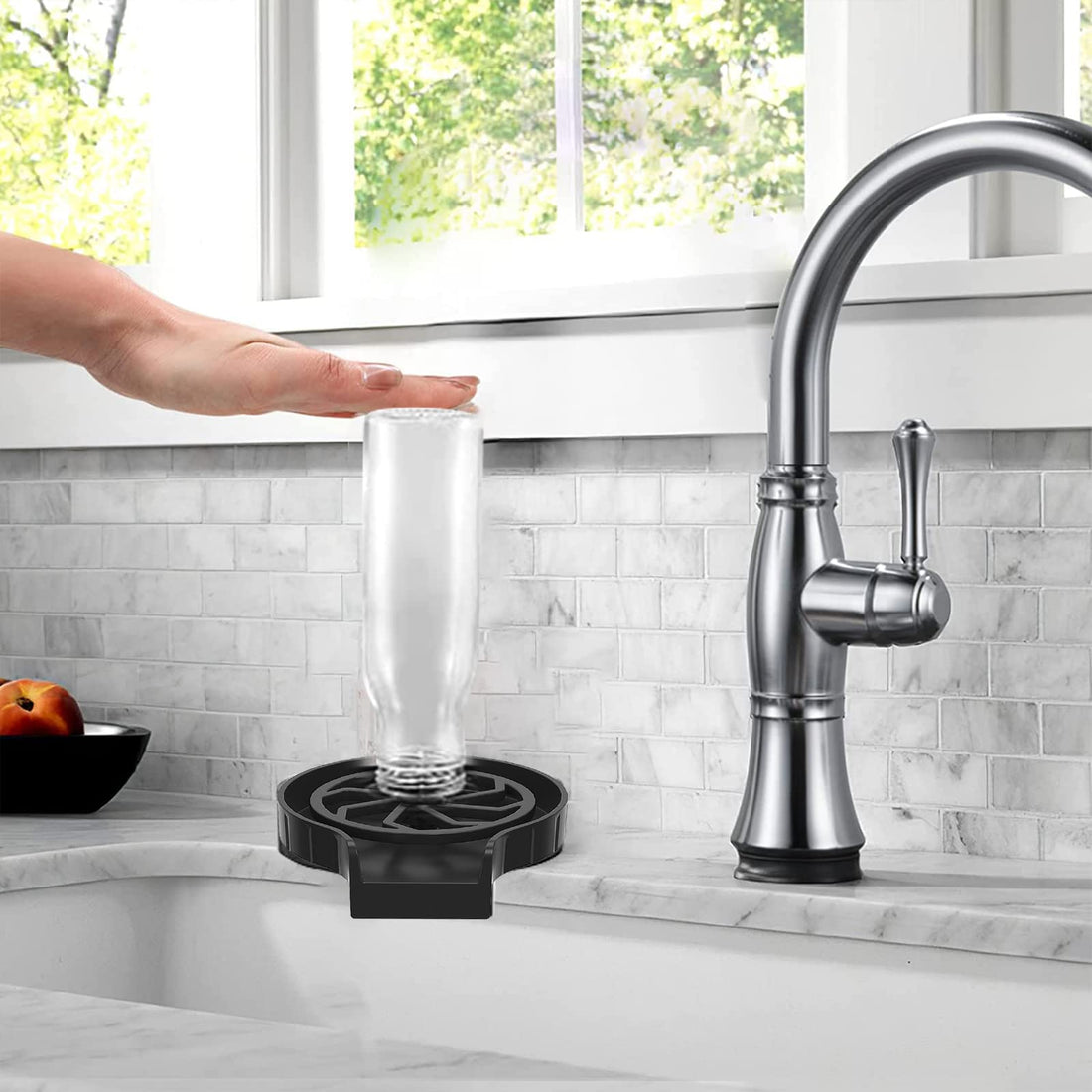 Rince-verres Garvee pour éviers de cuisine, nettoyeur de tasses automatique avec tuyau de 80 cm, matériau ABS, pour verres à vin, chopes à bière, tasses à café