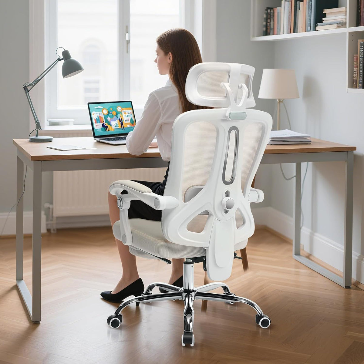 Garvee Chaise de bureau ergonomique avec appui-tête réglable, soutien lombaire et repose-pieds extensible, beige, hauteur réglable, maille respirante
