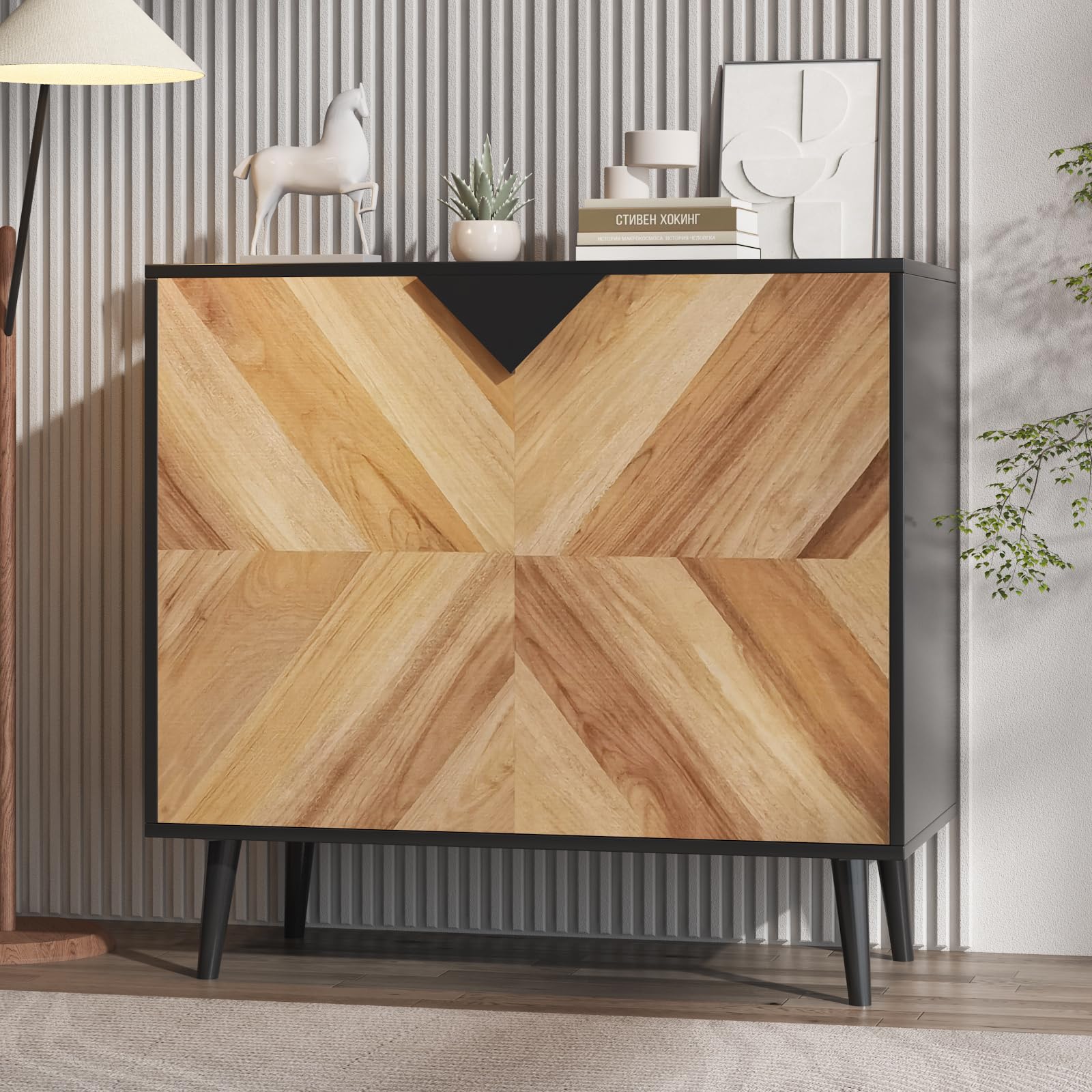 Buffet moderne autoportant Garvee avec portes, aspect bois, noyer noir, 80 cm (31,5 pouces), idéal pour salle à manger ou entrée.