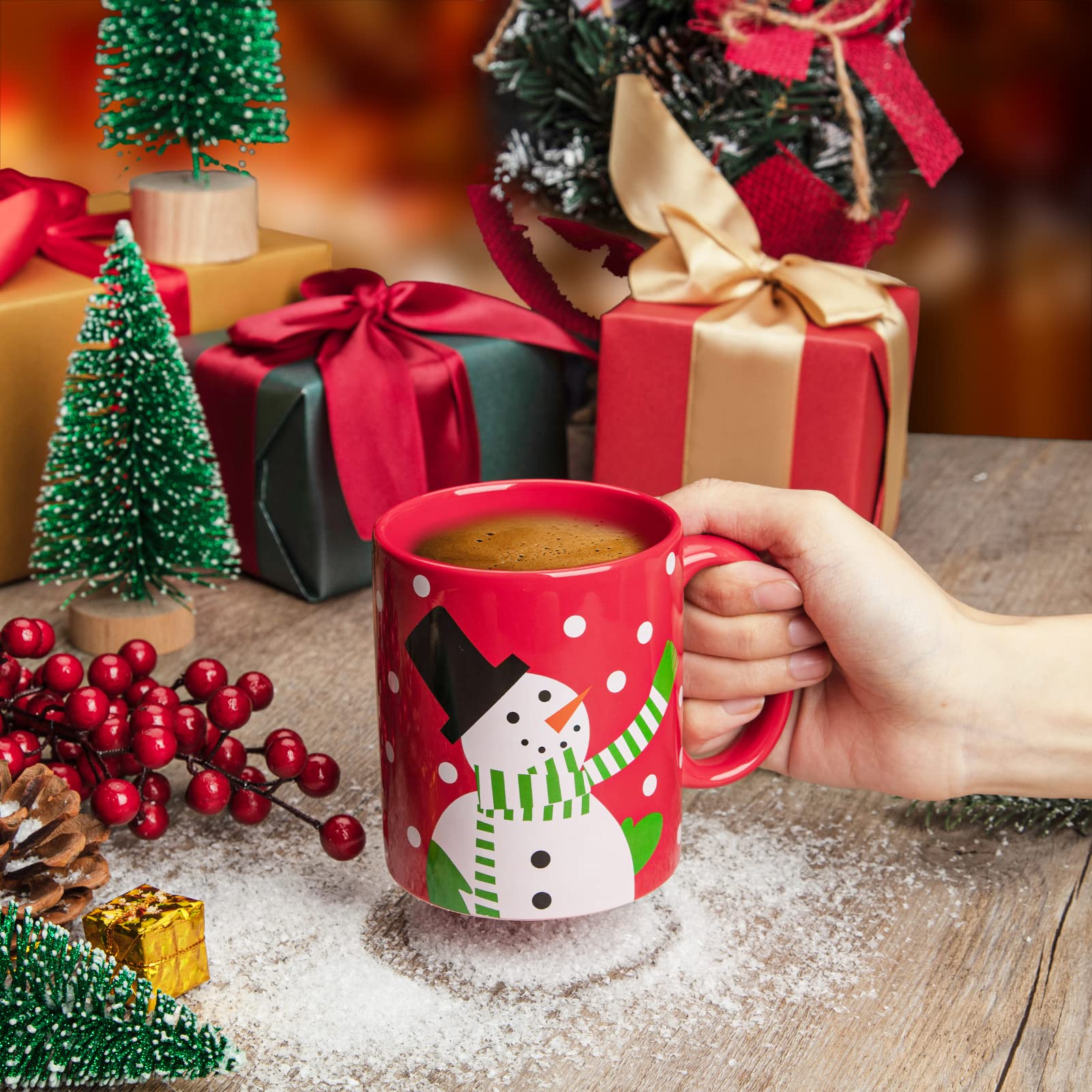 Coffret de 2 tasses de Noël Garvee, Bonhomme de neige et Pingouin, 35 cl, Céramique, Compatible micro-ondes et lave-vaisselle, Coffret cadeau, Décor festif