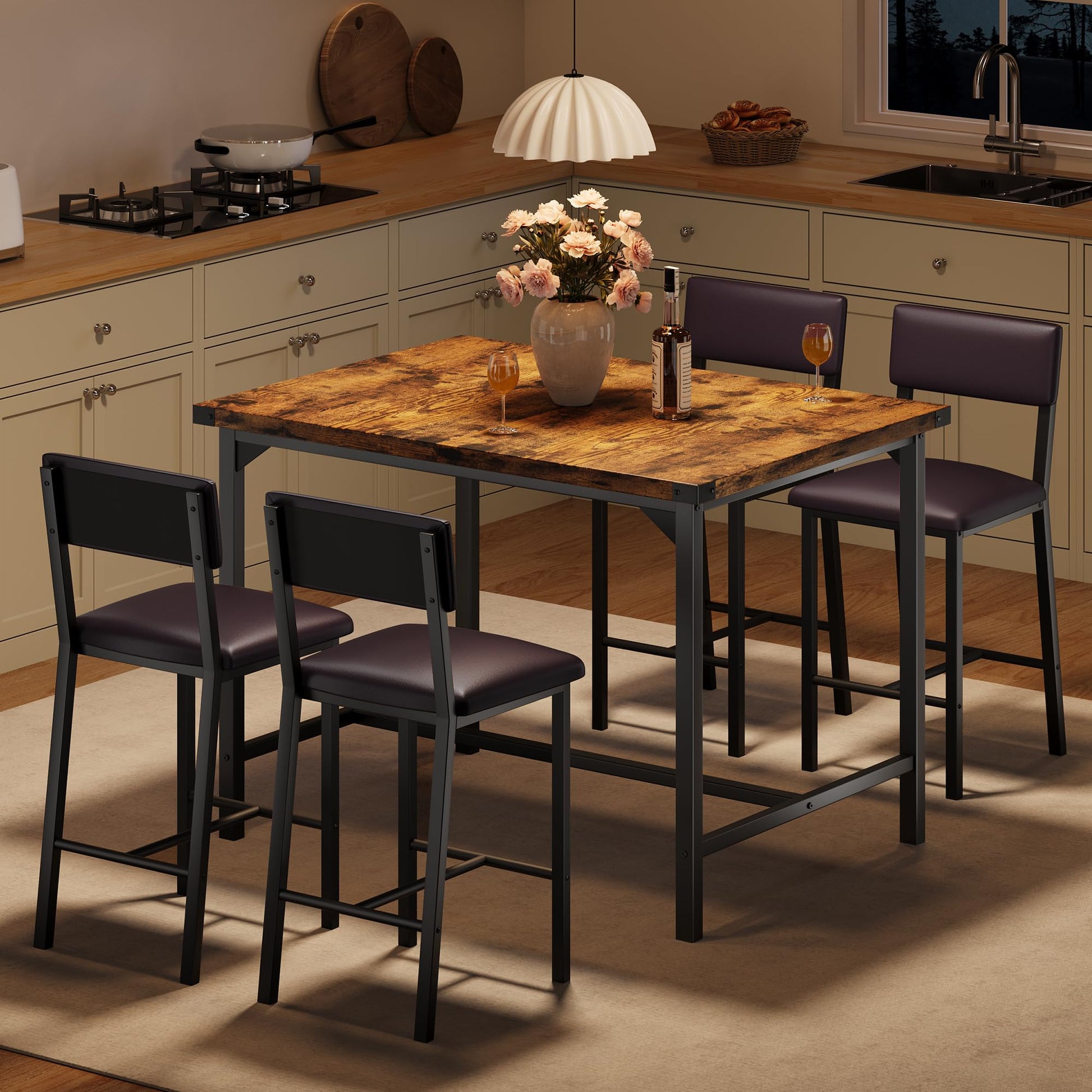 Ensemble table et chaises Garvee pour 4 personnes avec repose-pieds et protections d'angle, hauteur comptoir, tabourets de bar rembourrés, bois et métal, compact, pour cuisine et appartement, multicolore