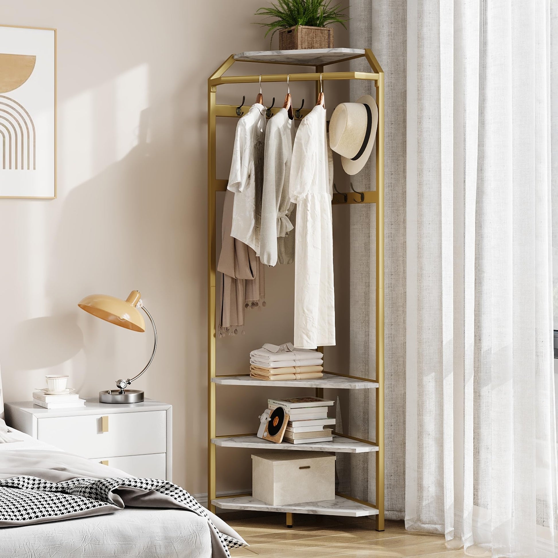 Armoire d'angle Garvee avec banc à chaussures et 6 crochets doubles, solution de rangement 3 en 1 pour entrée et couloir, 51 x 51 x 180 cm, doré 02, gain de place