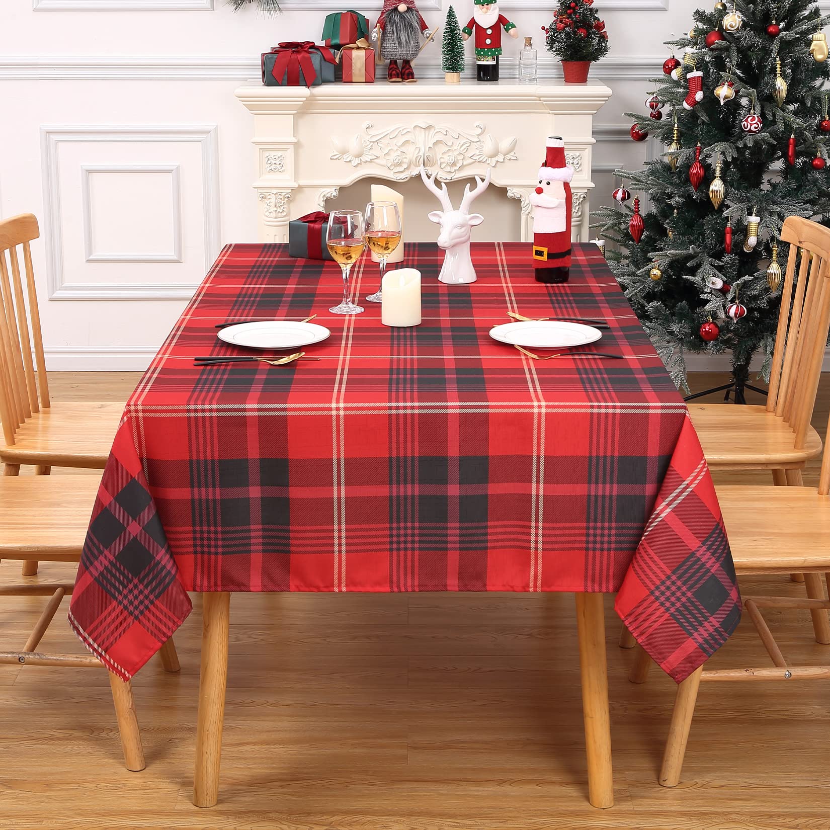 Nappe de Noël Garvee rouge imperméable à carreaux 137 x 228 cm, facile à nettoyer et anti-poussière, idéale pour la décoration de table festive de la cuisine.