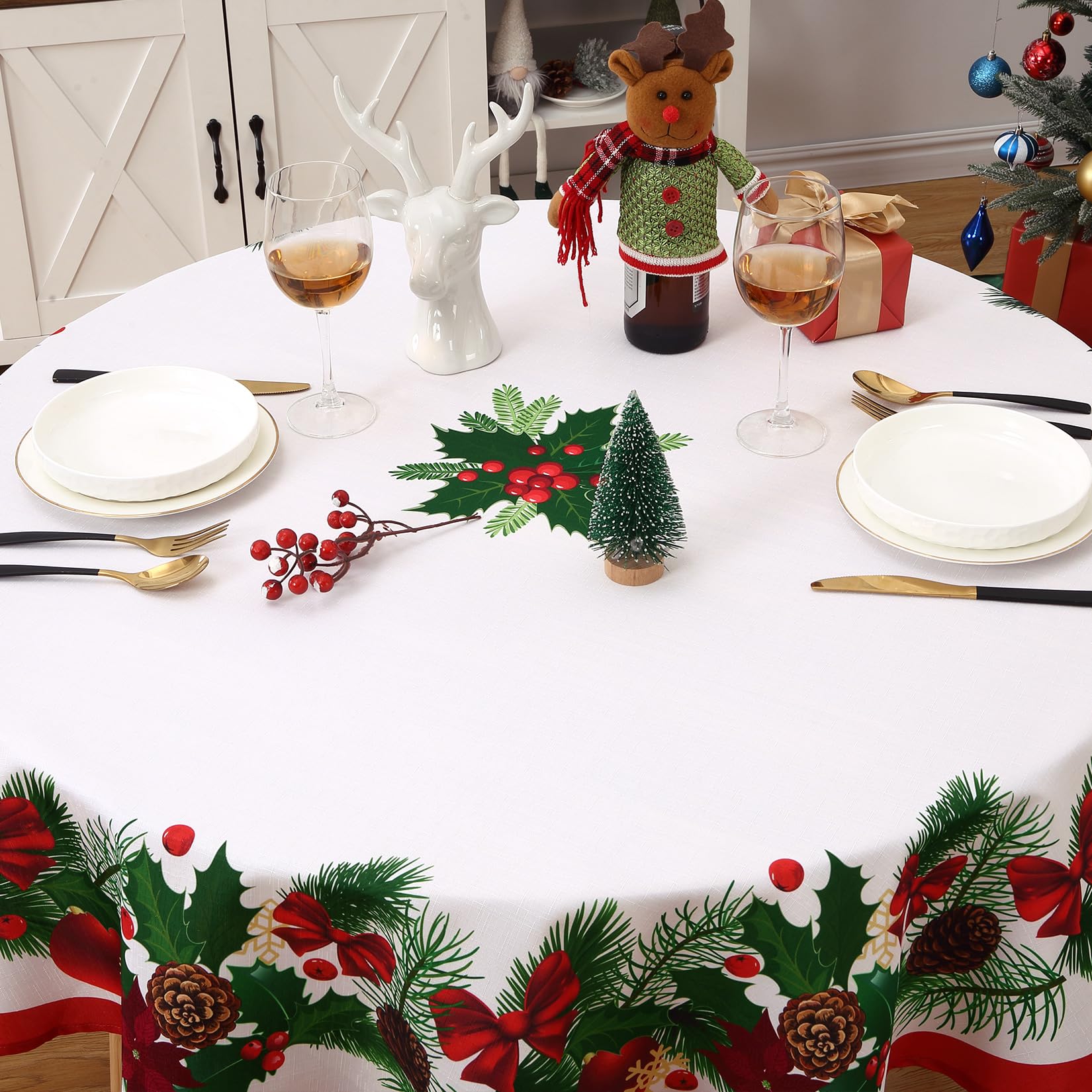 Nappe ronde Garvee Christmas 60 pouces à motif de feuilles, en polyester imperméable et résistant à la chaleur, idéale pour la salle à manger et le salon.