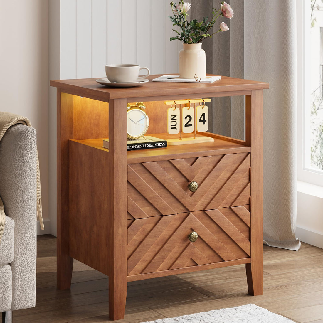 Table de chevet Garvee LED avec 2 tiroirs, éclairage RGB, design en V, bois, style rustique, marron, pour chambre et salon