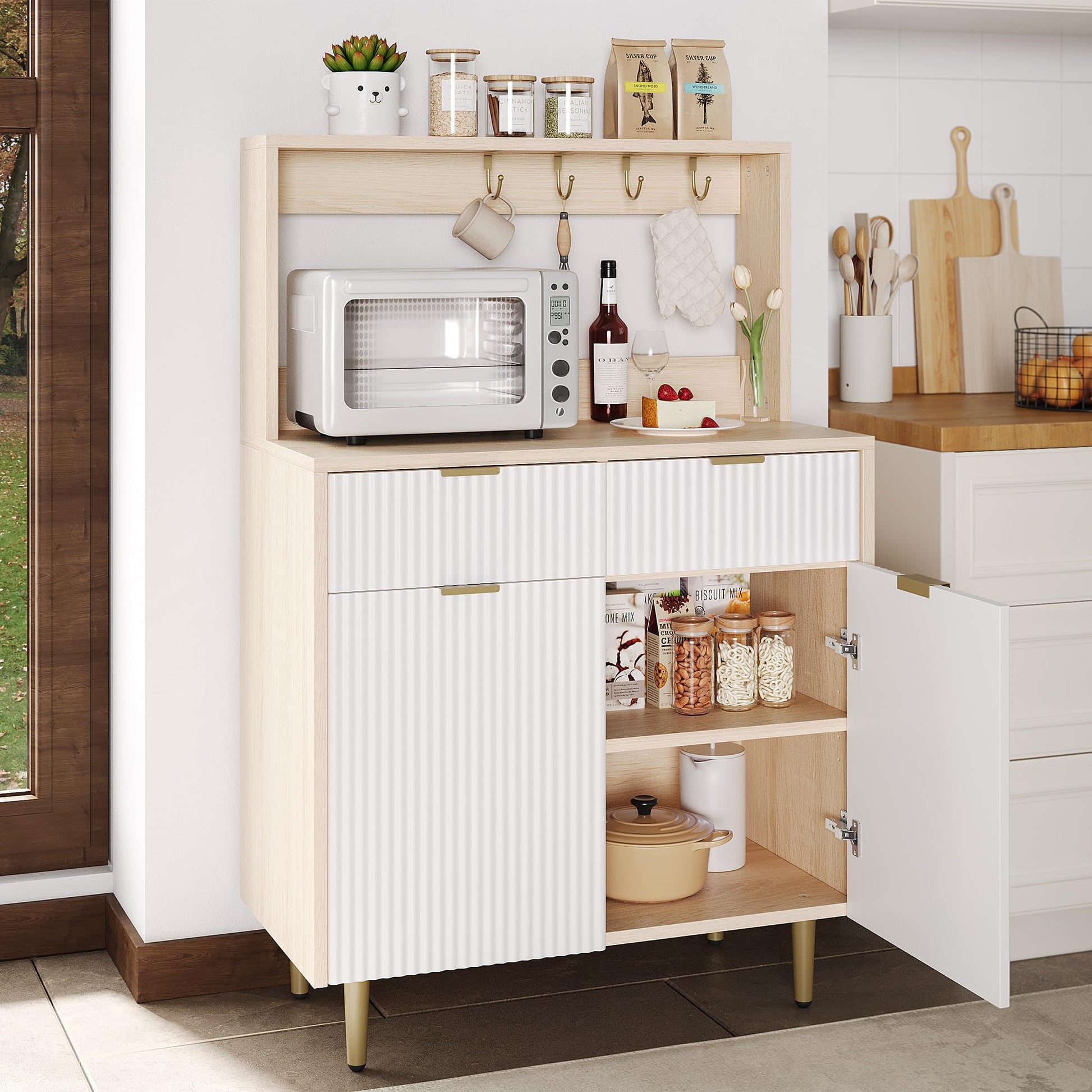 Buffet Garvee à motif ondulé élégant, avec étagères réglables, 2 tiroirs, pieds en métal et bois, style moderne pour salon et cuisine, système anti-basculement.