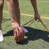 Support métallique Garvee pour tirs au but et coups de pied de football américain, réglable et robuste, compatible avec toutes les tailles de ballons, pour l'entraînement en extérieur et en intérieur.