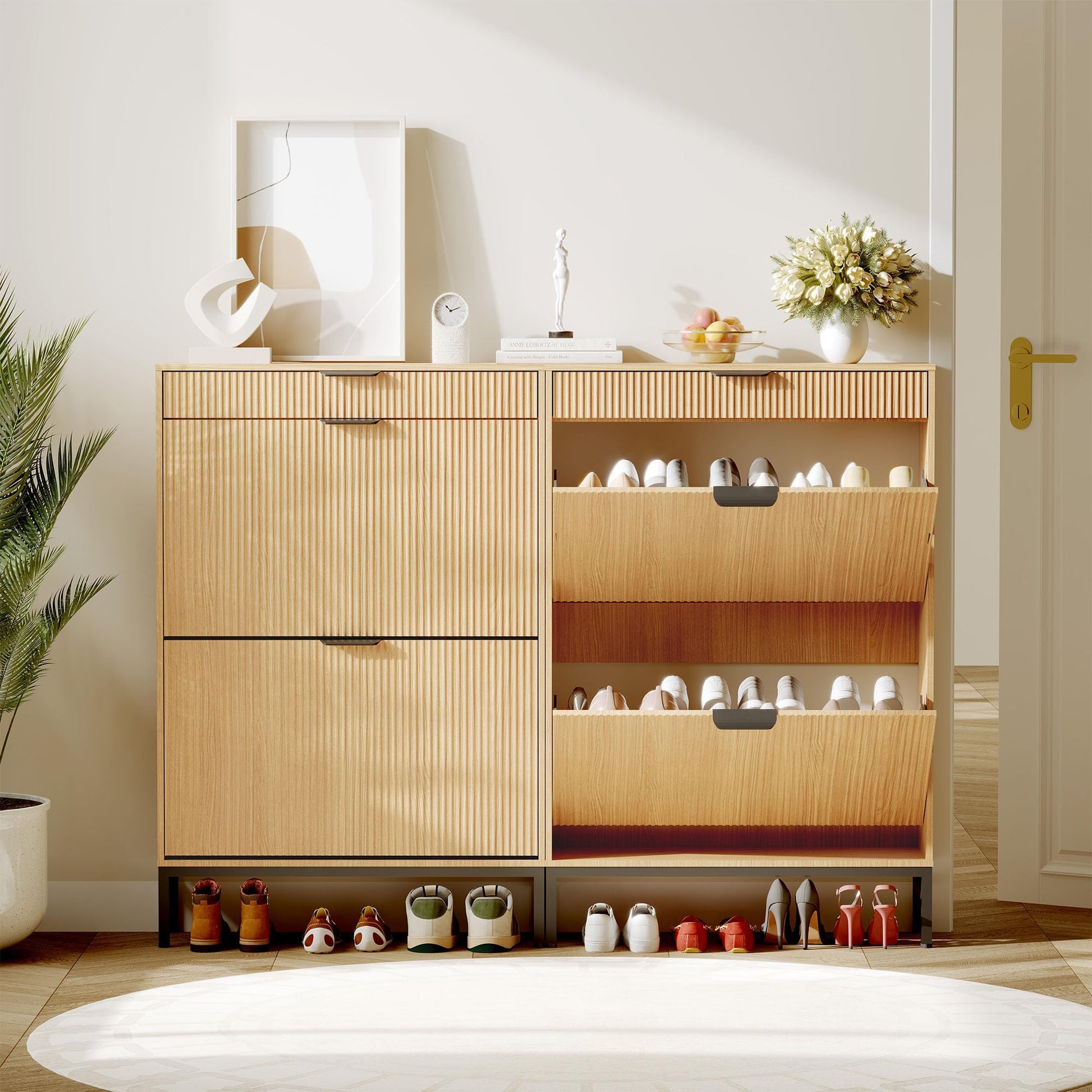 Meuble à chaussures Garvee avec 3 portes à charnières et 2 tiroirs, bois naturel - meuble de rangement pour entrée étroite
