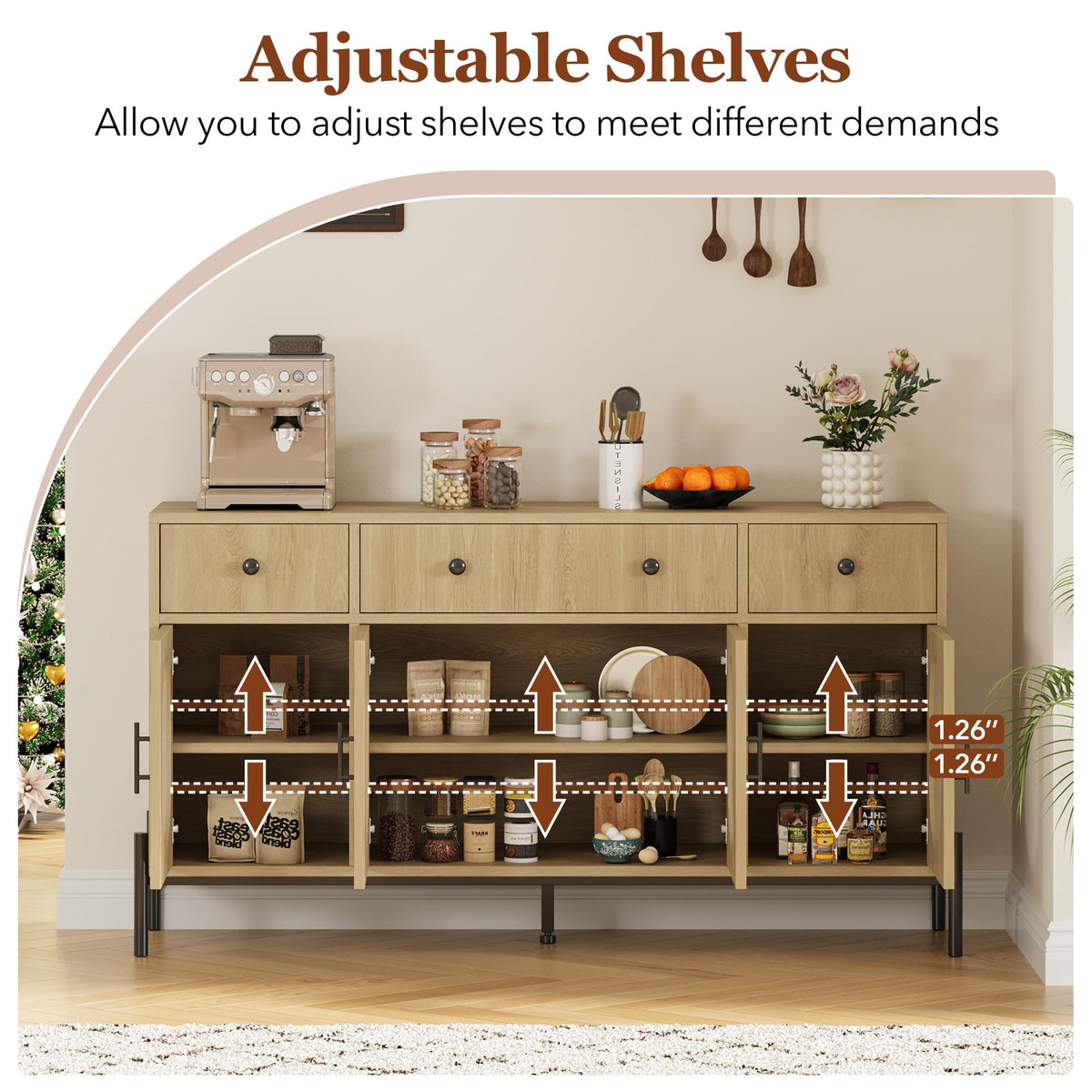 Buffet Garvee de 157 cm (62 pouces) avec 3 tiroirs et 4 portes vitrées, idéal pour la salle à manger et la cuisine. Bois robuste, tons naturels, étagères réglables et dispositif anti-basculement.