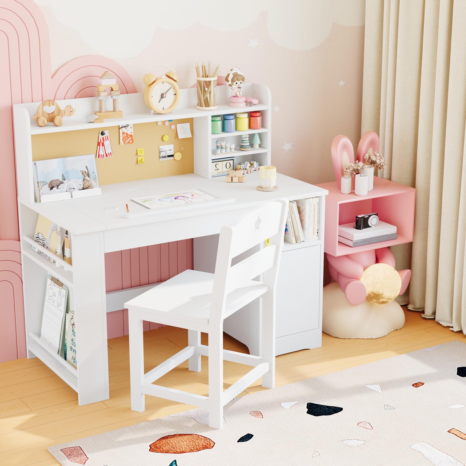 Garvee Bureau enfant ergonomique avec chaise, plateau inclinable et meuble de rangement, blanc, idéal pour étude, devoirs et activités créatives