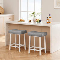 Garvee Lot de 2 tabourets de bar selle 61 cm, sans dossier, assise rembourrée incurvée, pieds métal et repose-pieds, pour îlot de cuisine ou bar, gris