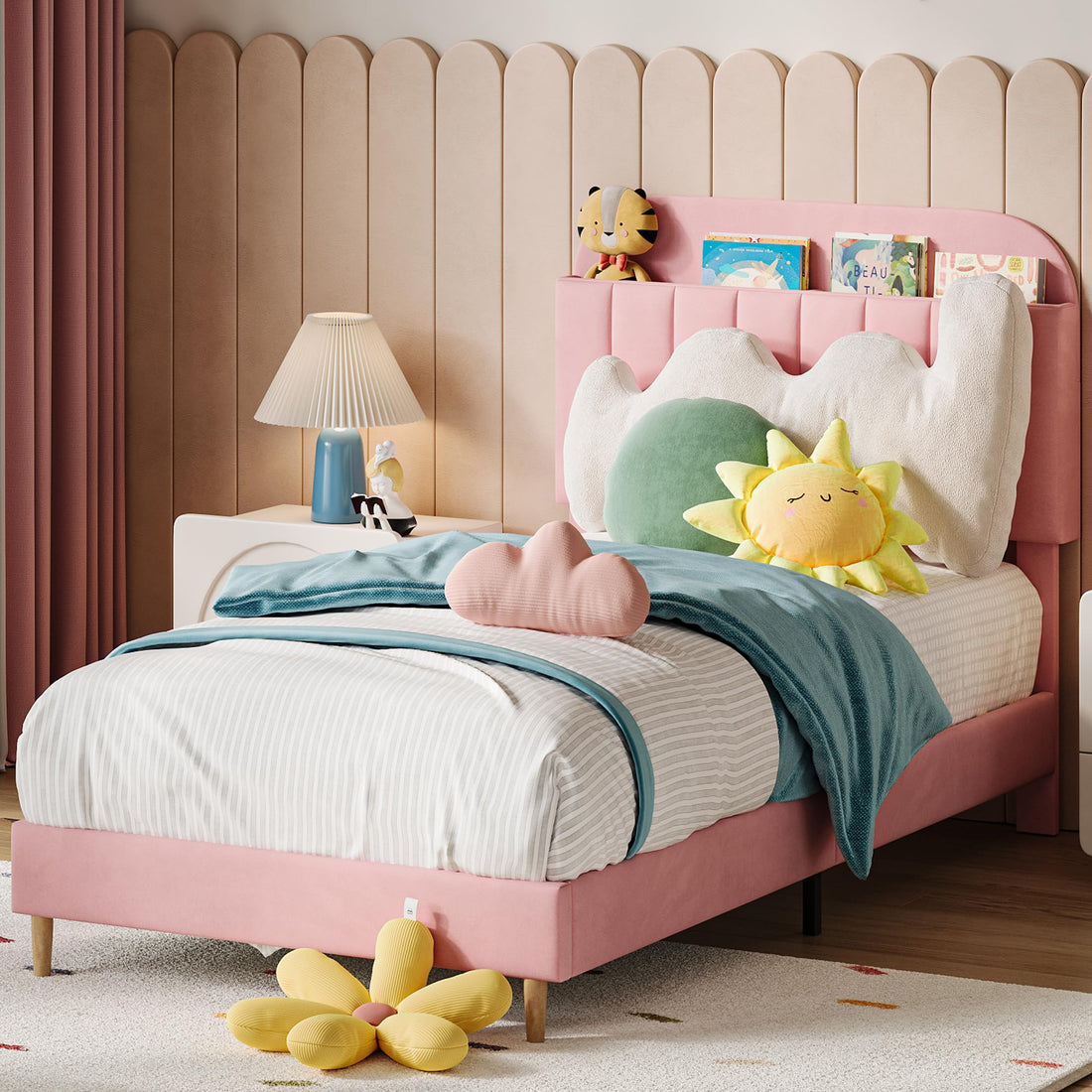Cadre de lit double Garvee avec bibliothèque, velours, pieds robustes en acier, silencieux, rose, pour chambre d'enfant