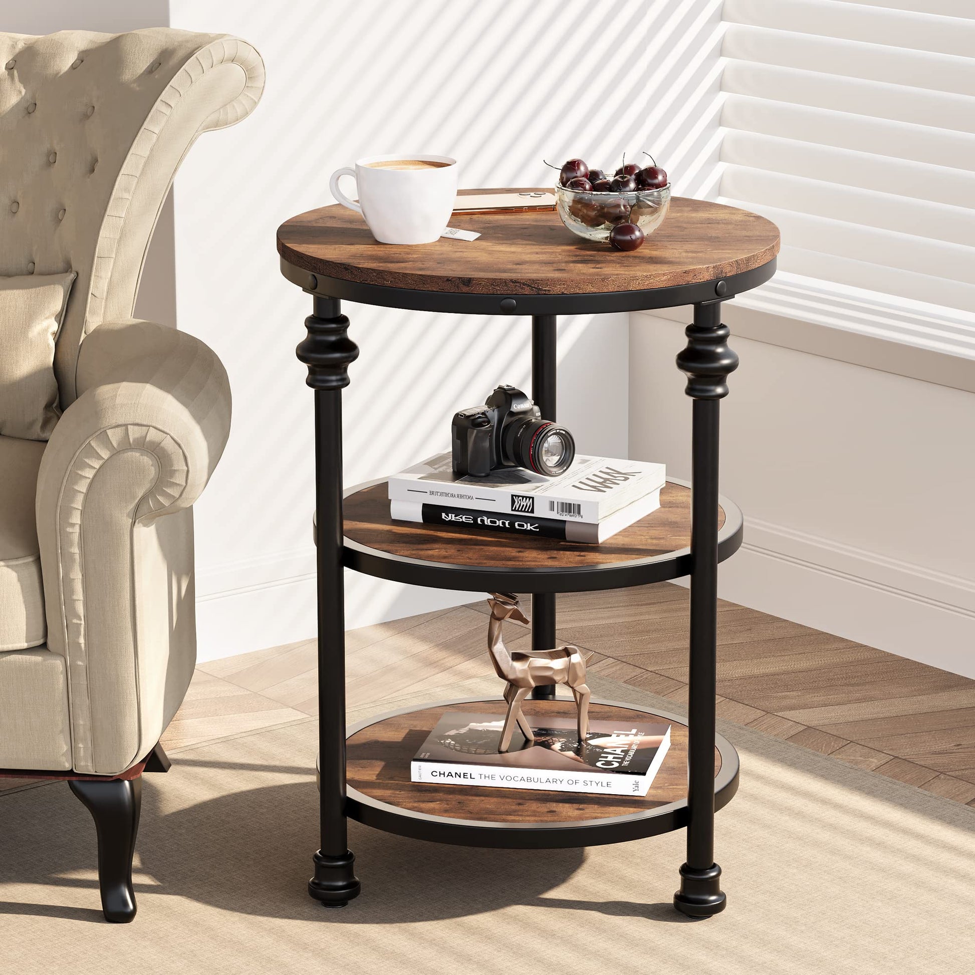 Garvee table d'appoint ronde à 3 étagères, pieds de support en métal, MDF rustique pour le salon et la chambre, 60 cm h × 46 cm l × 46 cm l, brune rustique